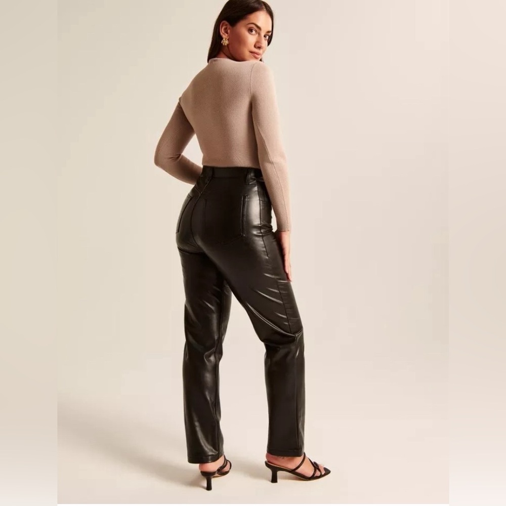 Abercrombie & Fitch vegan leather pants size 4/27